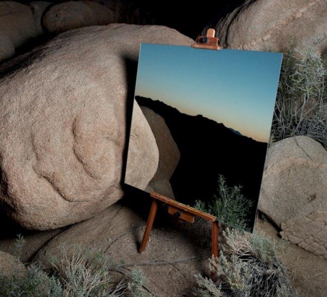 Fotógrafo usa espelho em paisagens abertas e deixa suas fotos incríveis