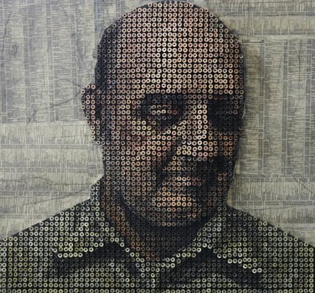 Artista cria retratos tridimensionais feitos com parafusos