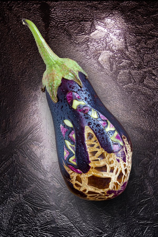 Fotógrafo cria esculturas com comida