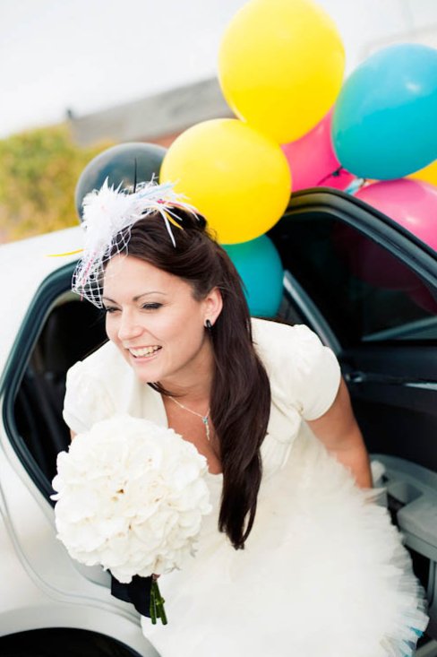 Casamento criativo teve como tema o sistema de cores CMYK