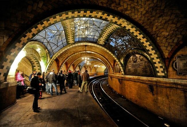 As estações de metrô mais impressionantes do mundo